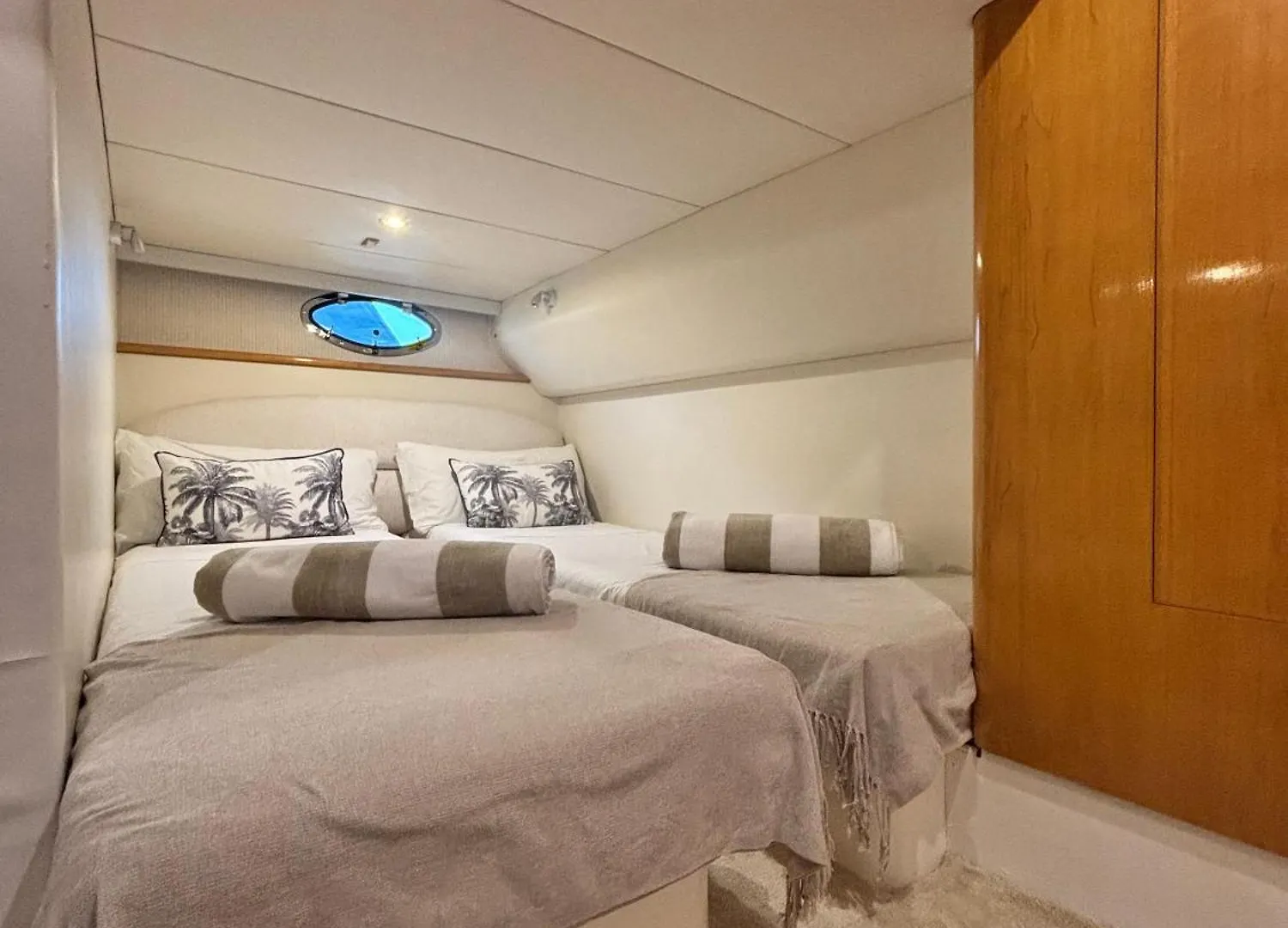 Dormir A Bordo De Un Barco En La Costa Del Sol マルベーリャ 0*,  スペイン