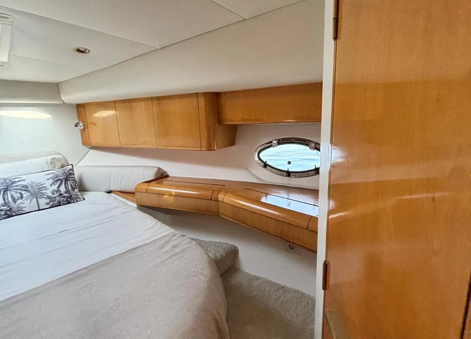Dormir A Bordo De Un Barco En La Costa Del Sol マルベーリャ